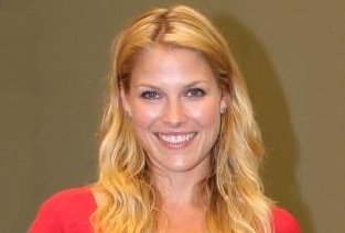 	Ali Larter	